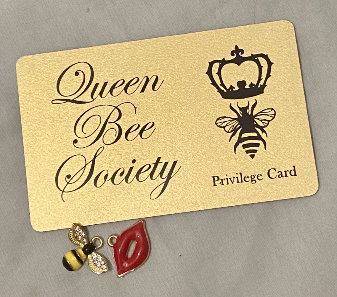 Queen bee перевод